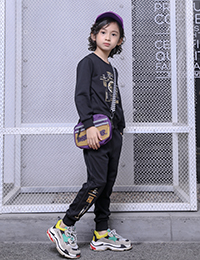 青島林淼服裝有限公司