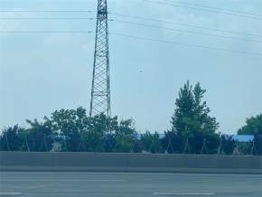 青島金石泊砼業有限公司