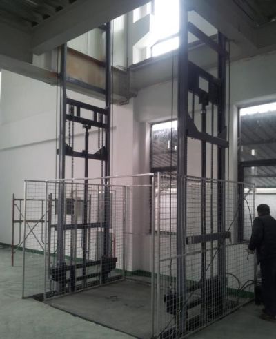 杭州偉恒升降機(jī)械制造有限公司