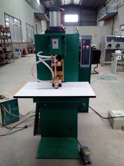 鎮(zhèn)江精工焊接設(shè)備有限公司