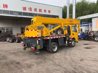 濟(jì)寧市吊車廠