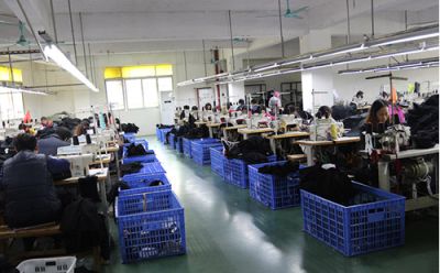 棉服羽絨服訂制及工衣廠服生產(chǎn)批發(fā)源頭工廠