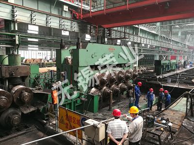 無錫榮業(yè)矯直機械制造有限公司