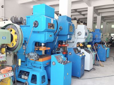 東莞上沖機械有限公司