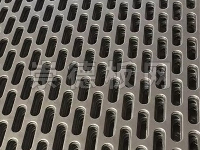 新鄉市崇德板網機械有限公司