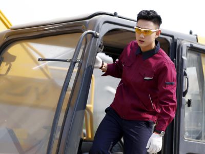 蘭州錦億圣服飾有限公司