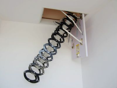 新鄉市卓越樓梯有限公司