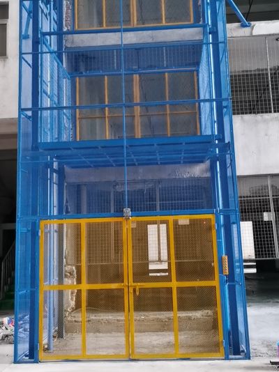 東莞市泓昌升降機械有限公司