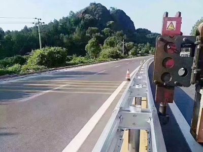 西藏正岳養(yǎng)護有限公司