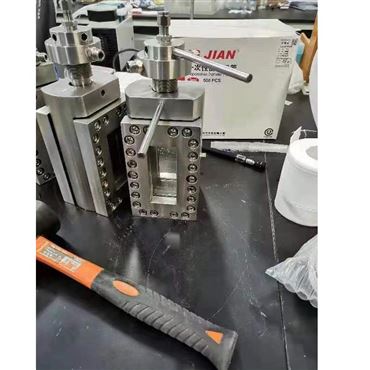 安徽華蕊實(shí)驗(yàn)設(shè)備有限公司