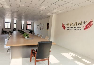 赤水雅霆美居家具制造有限公司