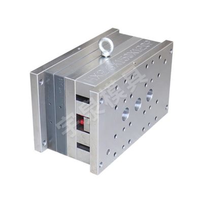 樂清市宇泉模具有限公司